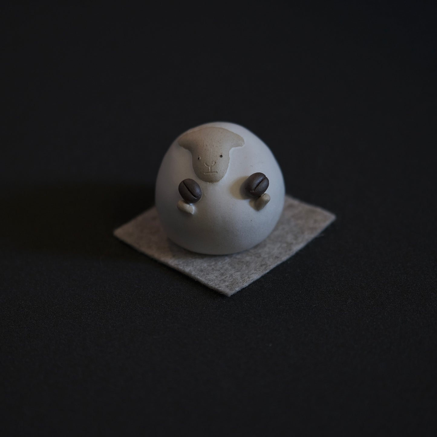Maneki-hitsuji 7 - One Tenth Coffee