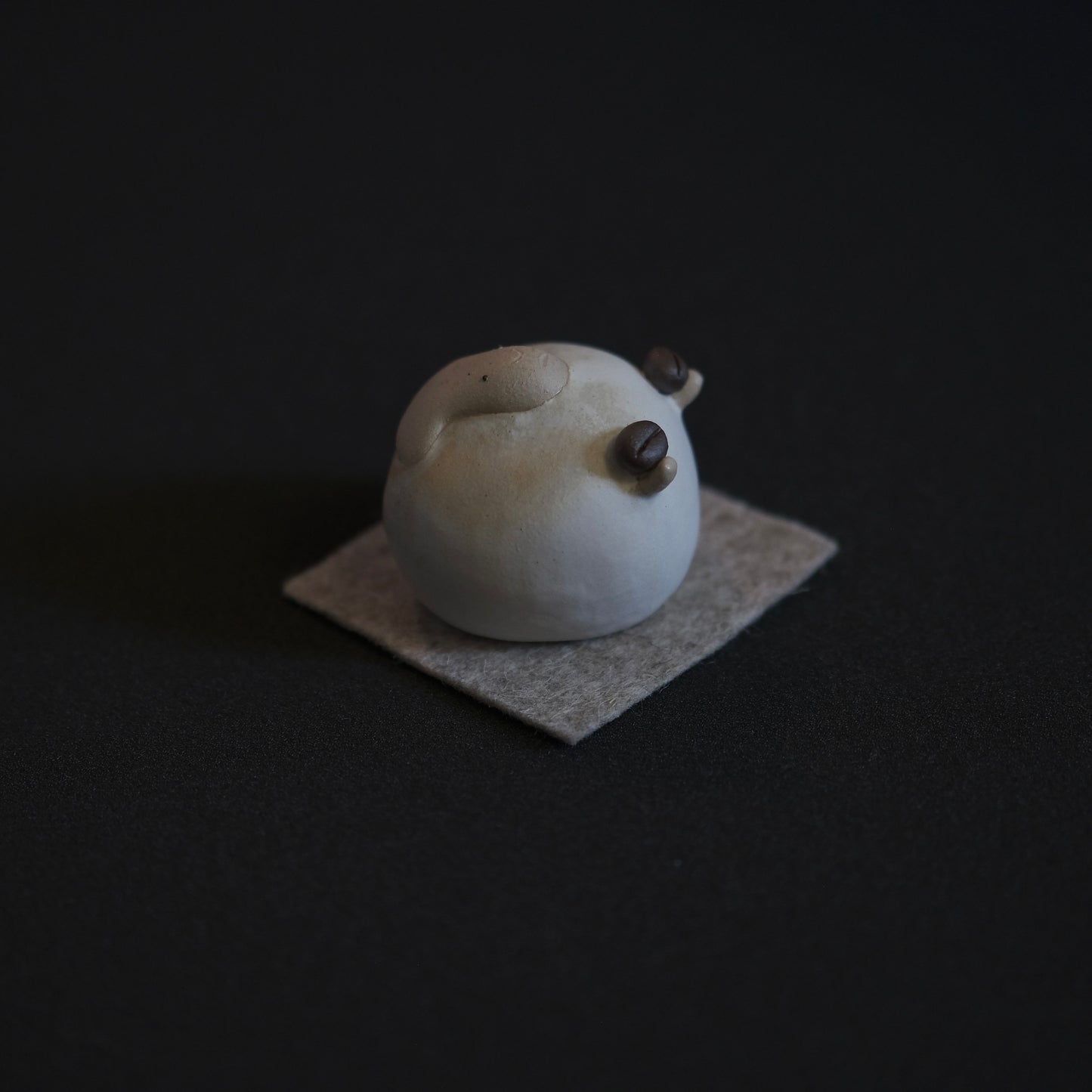 Maneki-hitsuji 2 - One Tenth Coffee