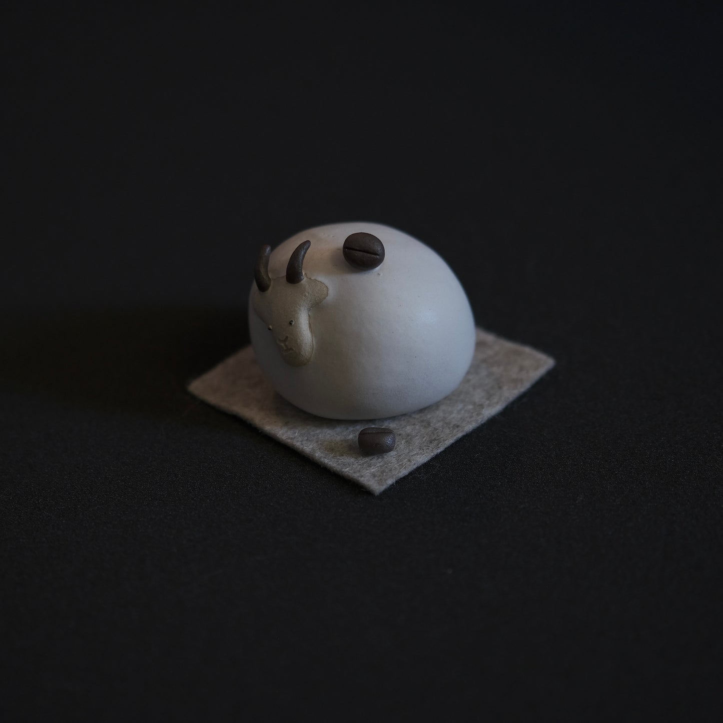 Maneki-hitsuji 8 - One Tenth Coffee